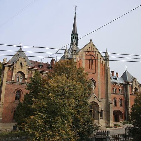 Galllery Lvov Exteriér fotografie